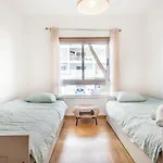 Apartment Encosta Da Marina Family