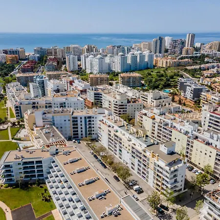 Apartment Encosta Da Marina Family